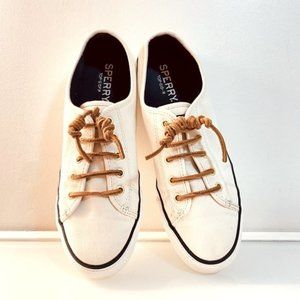 Host Pick- NEW SPERRY Seacoast Top Sider Sneakers in lightest beige 7.5